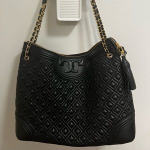 Gently used - Tory Burch quilted lambskin leather tote bag (black). Authentic!